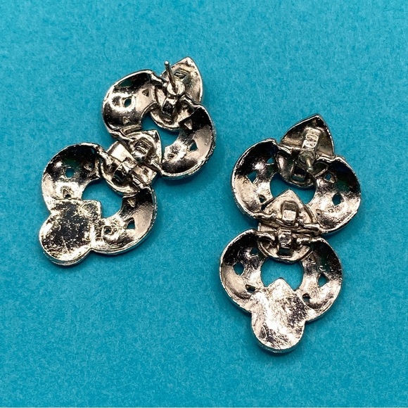 Vintage Silver Plated Post Pierced Sparkly Earrings - Picture 4 of 5